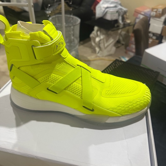 358. NEW SIZE M/9.5 W/11 APL Men's Neon Yellow High-Top Sneakers - Picture 2 of 4